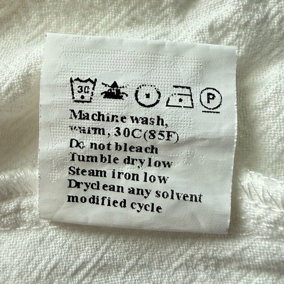 White harem pants crafted from 100% breathable cotton, with lace at the ankles. - Picture 15 of 15